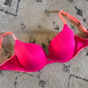 NWOT Victoria’s Secret Bra sz 38D